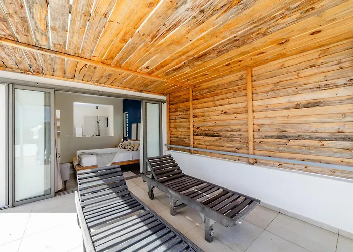 Balnea Villa Sixty-Nine